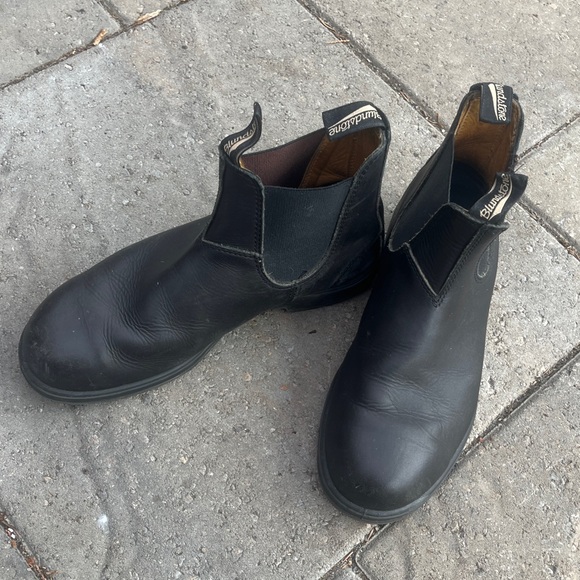 Blundstone classic Chelsea black-on-black boots with pack of NEW inner soles - Picture 2 of 11